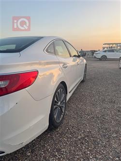 هيونداي أزيرا